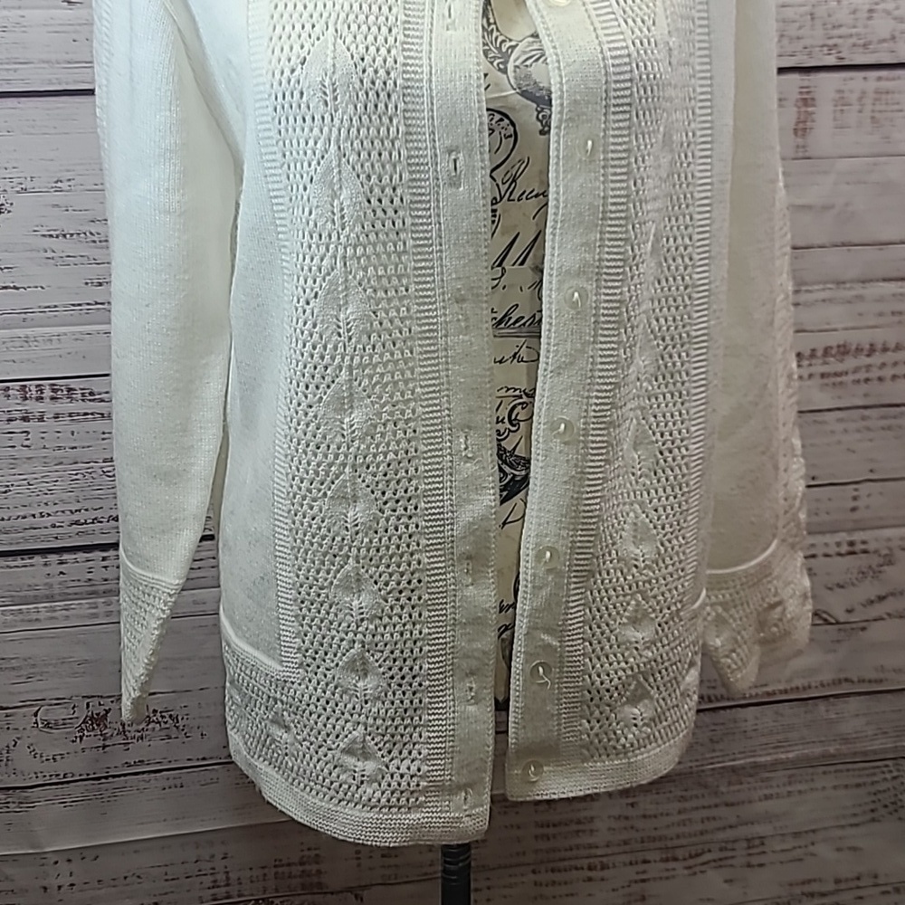 Jolie New York Button Front Cardigan — image 3 of 8